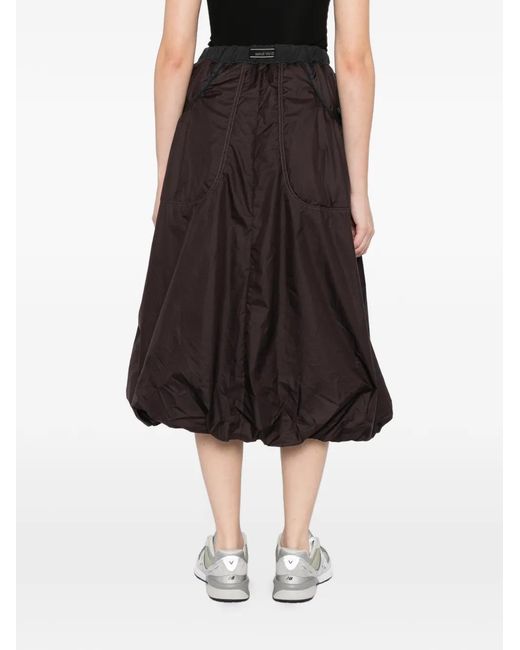 And Wander Bordeaux Octa Rok in het Black