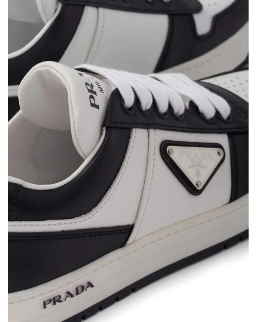 Prada Downtown Leren Sneakers in het White