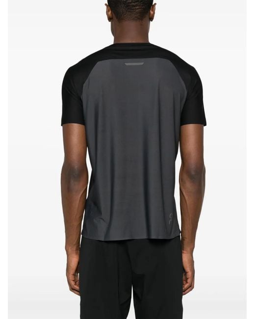 On Shoes Black Performance-T Panelled-Design T-Shirt for men