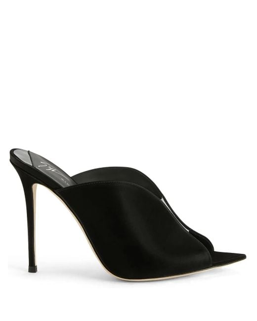 Intriigo Muse di Giuseppe Zanotti in Black