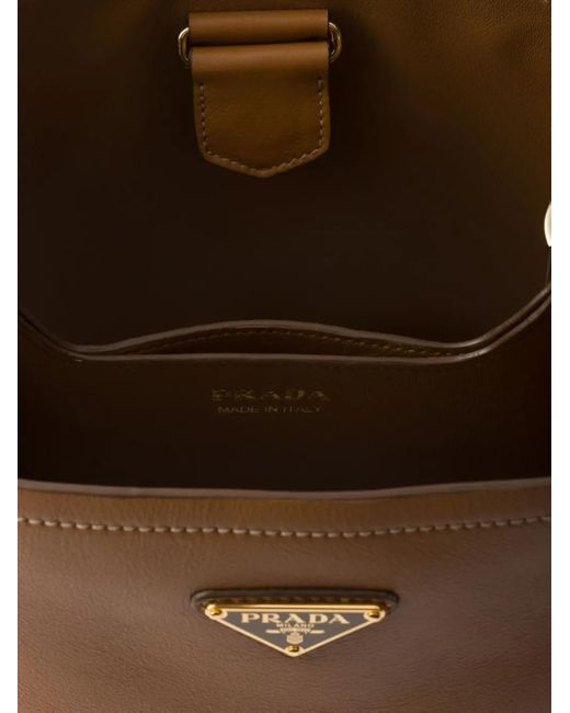 Prada レザー ショルダーバッグ Brown