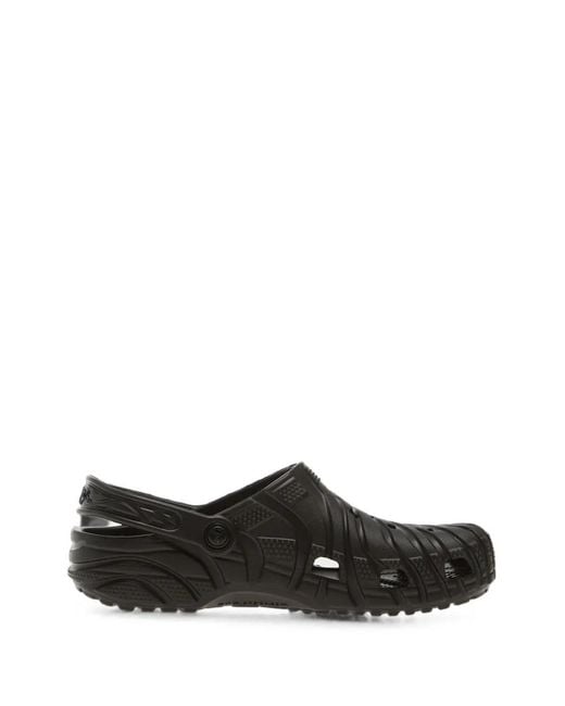 CROCSTM White Classic Erosion Clogs