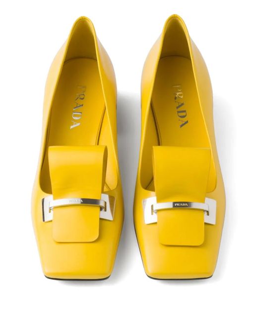 Pumps di Prada in Yellow