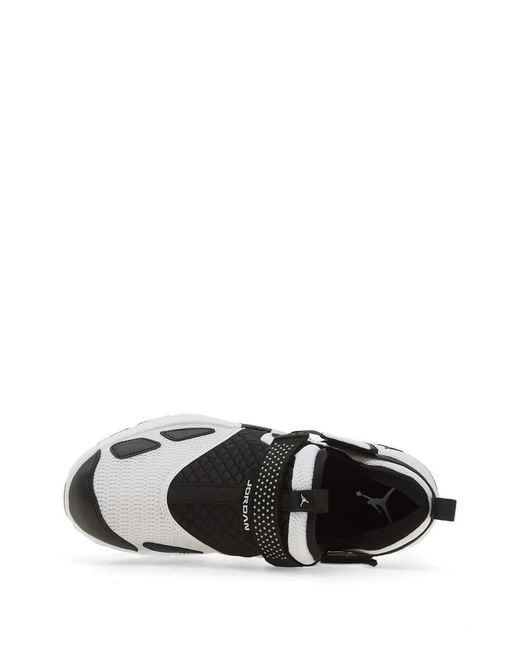 Nike White Trunner Lx Sneakers