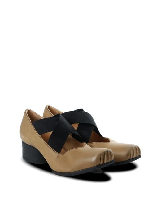 Uma Wang Brown Cross-Strap Square-Toe Pumps