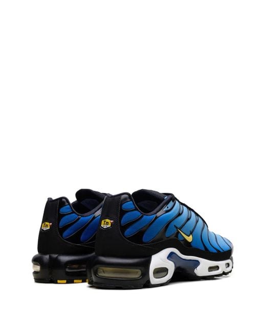 Nike Blue Air Max Plus Sneaker for men