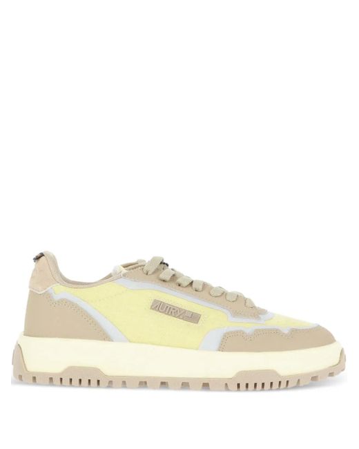 Pumps Wildpace di Autry in Natural