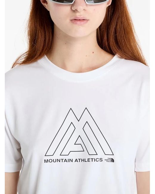 Camiseta Mountain Athletics The North Face de color White