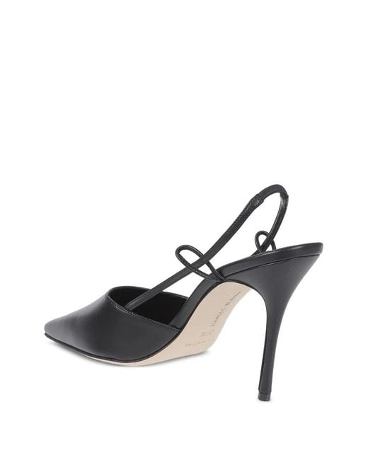 Manolo Blahnik Black Pumps