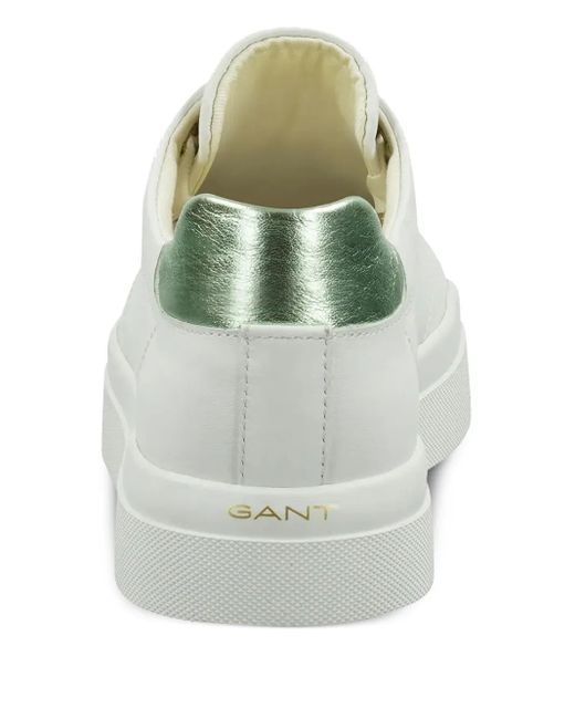 Zapatillas de cuero con lengüeta de tacón metalizada Gant de color White