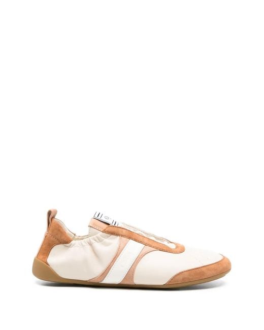 Chloé Pink Kick Logo-Engraved Sneakers