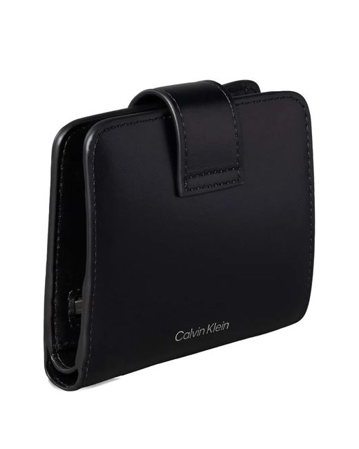 Calvin Klein Black Square-Shape Leather Wallet