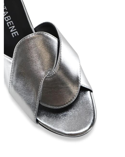 Sandalias Fanny metalizadas Notabene de color White