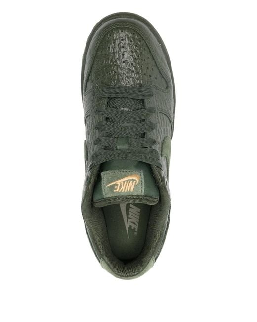 Nike Green Dunk Low Ss Lace-Up Sneakers for men