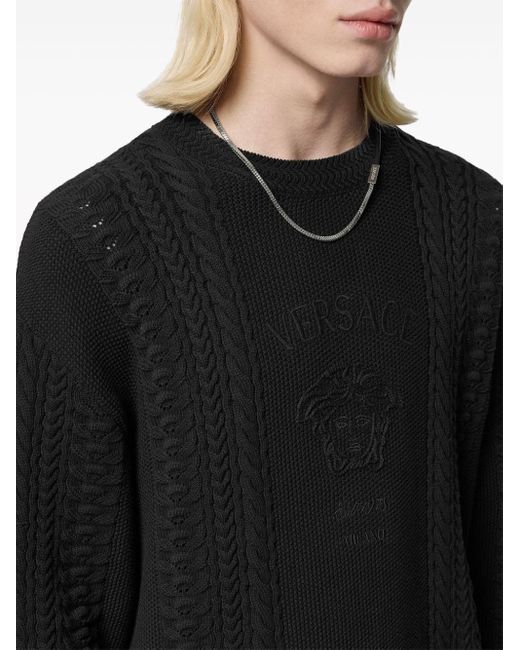 Pull en maille torsadée à logo brodé Versace pour homme en coloris Black