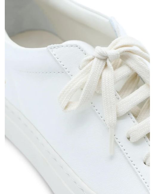 Sneakers Basse di Common Projects in White