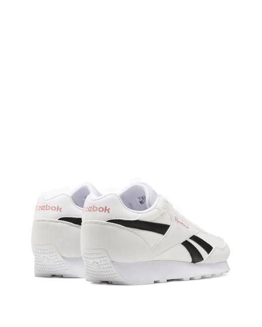 Reebok Rewind Run /Core" Sneakers in het White