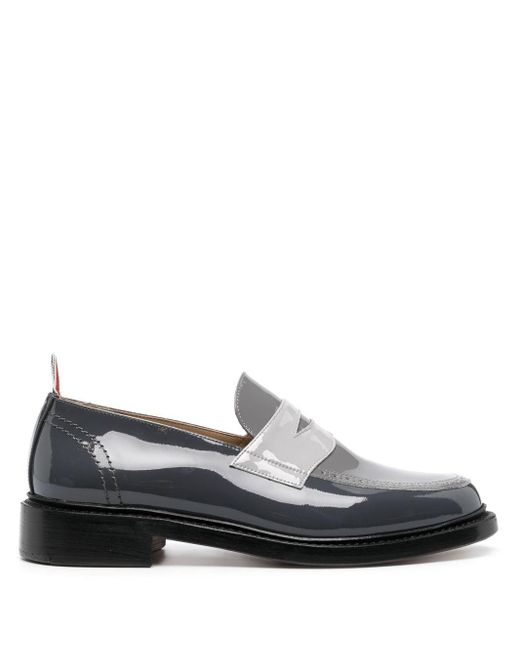 Mocasines penny de charol Thom Browne de hombre de color Gray