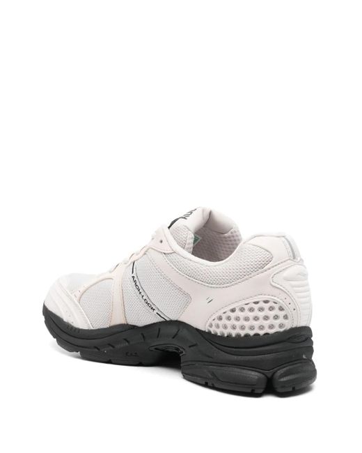 Saucony White Progrid Triumph 4 Gorpcore Sneakers