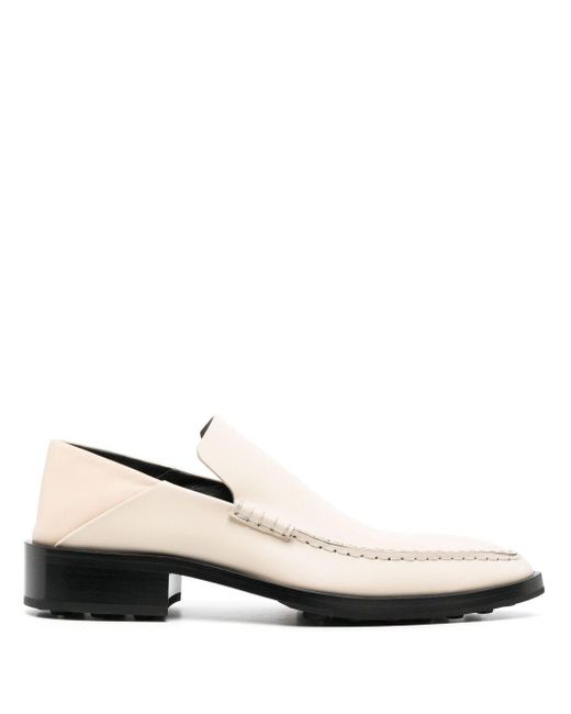Jil Sander Pointed-toe Leather Loafers in het Natural