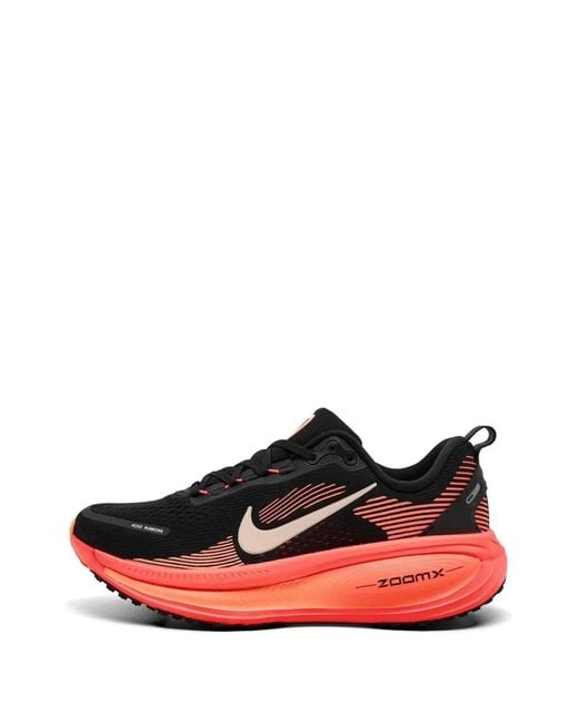Nike Red Vomero 18 Sneakers