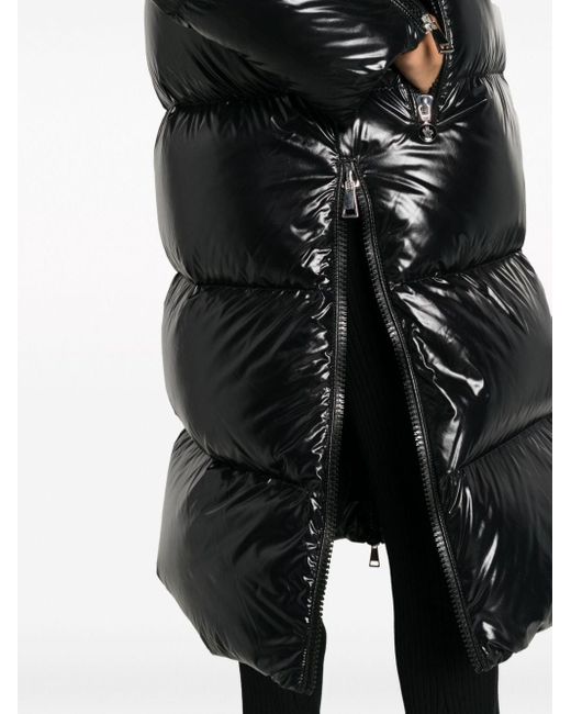 Moncler Huppelong Hooded Puffer Coat in Black | Lyst