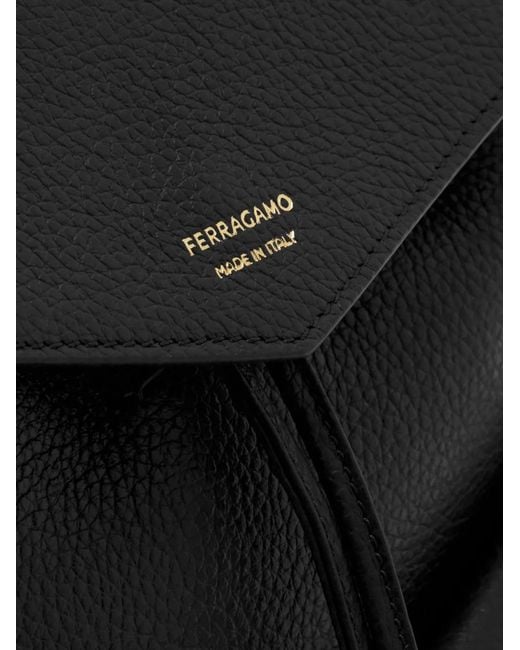 Ferragamo Hug Kleine Rugzak in het Black