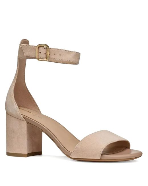 Sandalias con tacón cuadrado Geox de color Natural