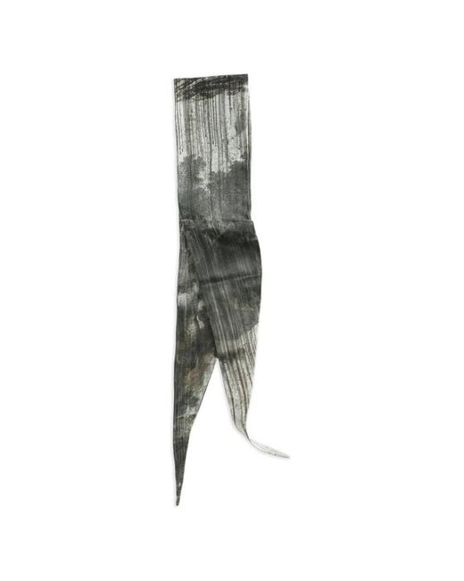 Ziggy Chen Gray Patterned Scarf