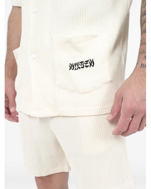 Camisa de manga corta con bolsillo gofrado Nikben de hombre de color White