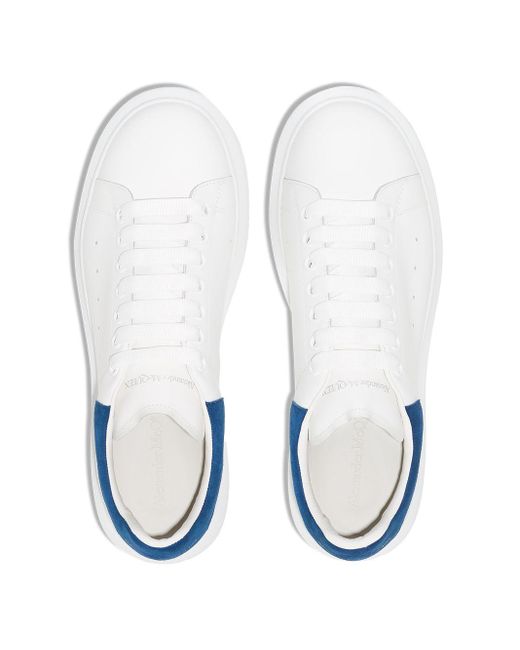 Alexander McQueen Sneakers Met Chunky Zool in het Blue