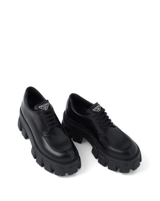 Scarpe Stringate Monolith In Pelle Spazzolata di Prada in Black