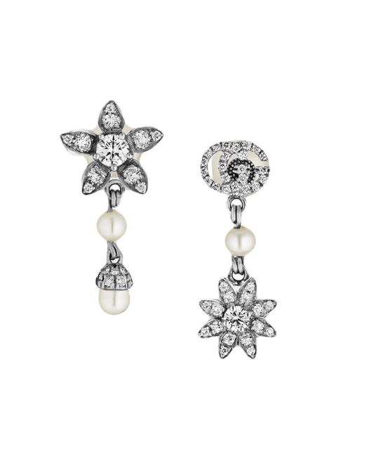 Gucci White Flower And Double G Earrings With Diamonds