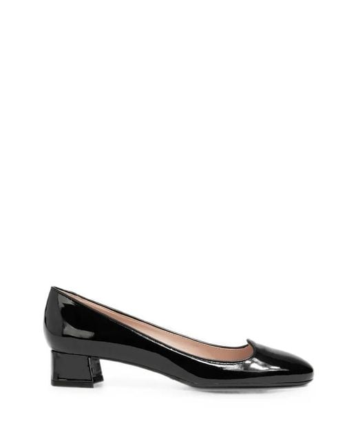 Tod's Black Patent-Leather Pumps