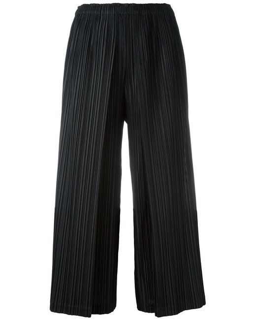 Jupe culotte plissée Pleats Please Issey Miyake en coloris Black