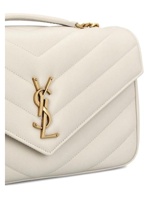 Bolso De Hombro Loulou Mediano Acolchado Con Logo Cassandre Saint Laurent de color Natural