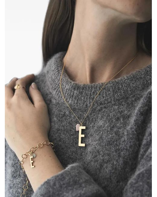 Pendentif Initial Design Letters en coloris Metallic