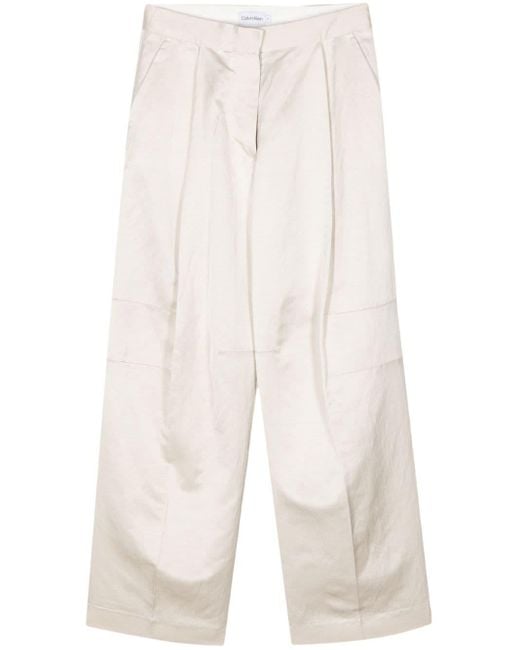 Pantalon droit à plis marqués Calvin Klein en coloris White