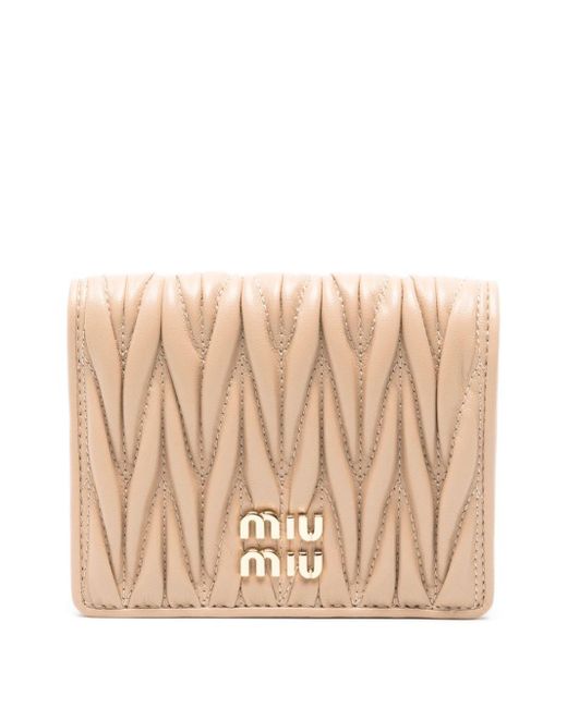 Miu Miu Natural Portemonnaie aus Matelassé-Leder