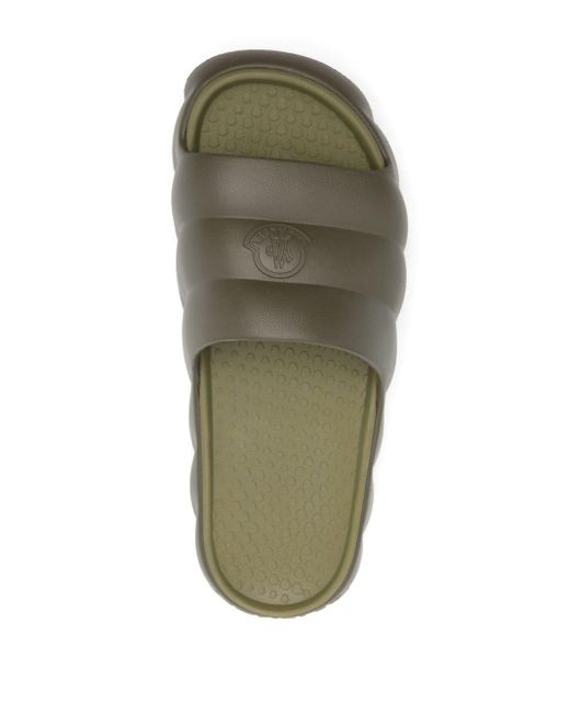 Moncler Slippers Met Logo-reliëf in het Gray voor heren