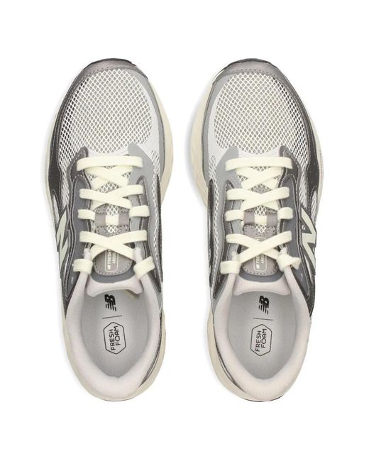 New Balance Gray Fresh Foam Arishi V4 Running Sneakers for men