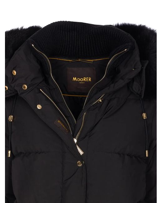Plumífero con ribete de pelo Moorer de color Black