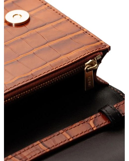 Clutch Suki di Yu Mei in Red