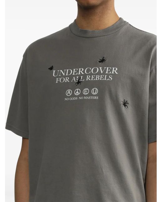 Camiseta con eslogan estampado Undercover de hombre de color Gray