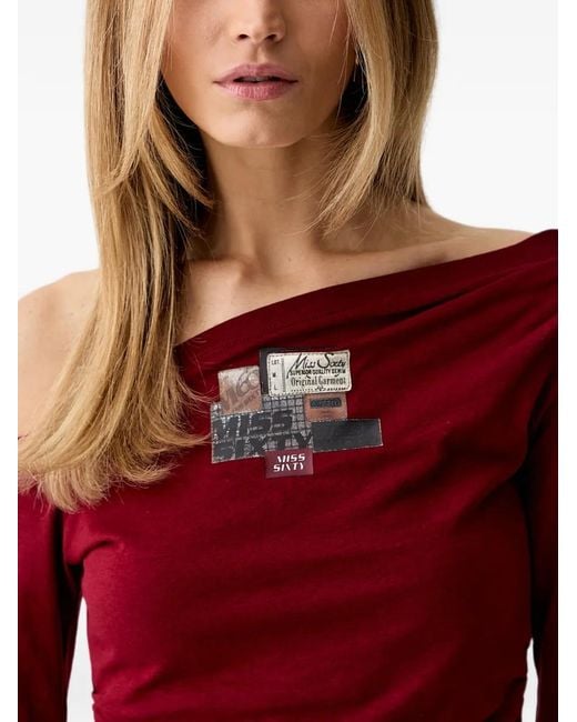 Miss Sixty Red Logo-Patch Off-Shoulder T-Shirt