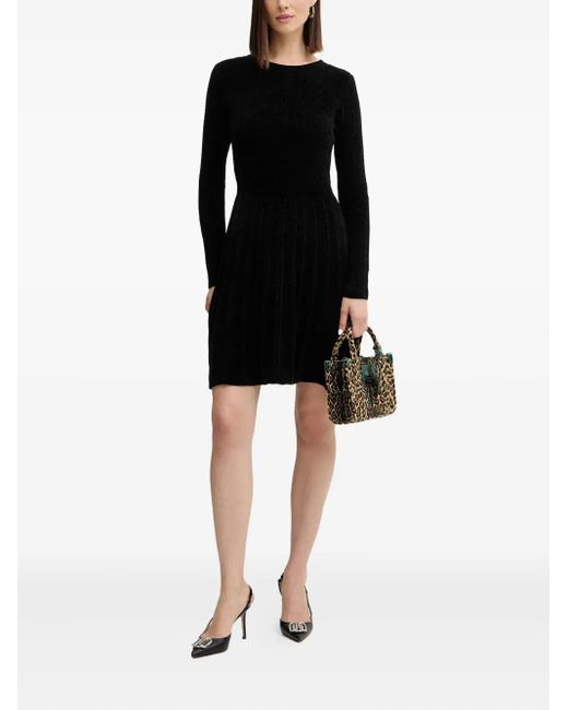 Guess Black Robe Courte Évasée À Manches Longues