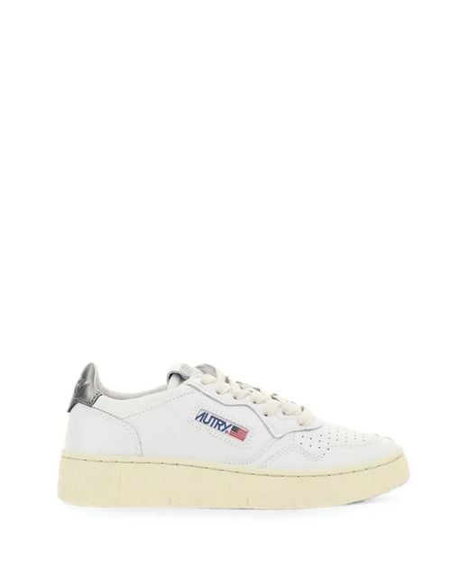 Autry White Medalist Low Sneakers