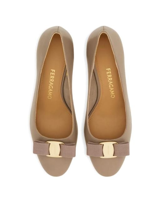 Ferragamo Natural Vara Bow Block Heel Pumps