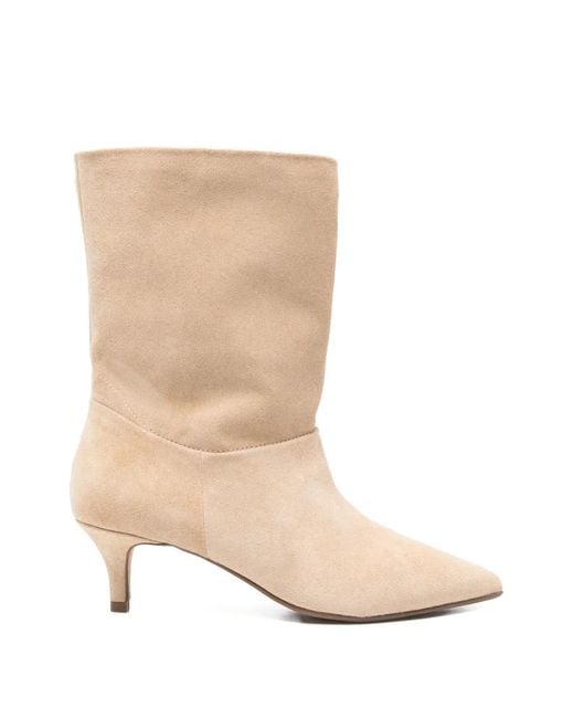Carmens White Pointed-Toe Boots