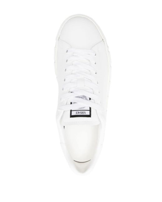 Versace Greca Sneakers Met Reliëf in het White